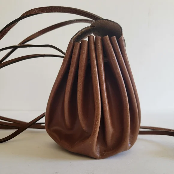 Italian Vintage Brown Leather Crossbody Mini Bag Minimalist We Were Born Free - Picture 4 of 15